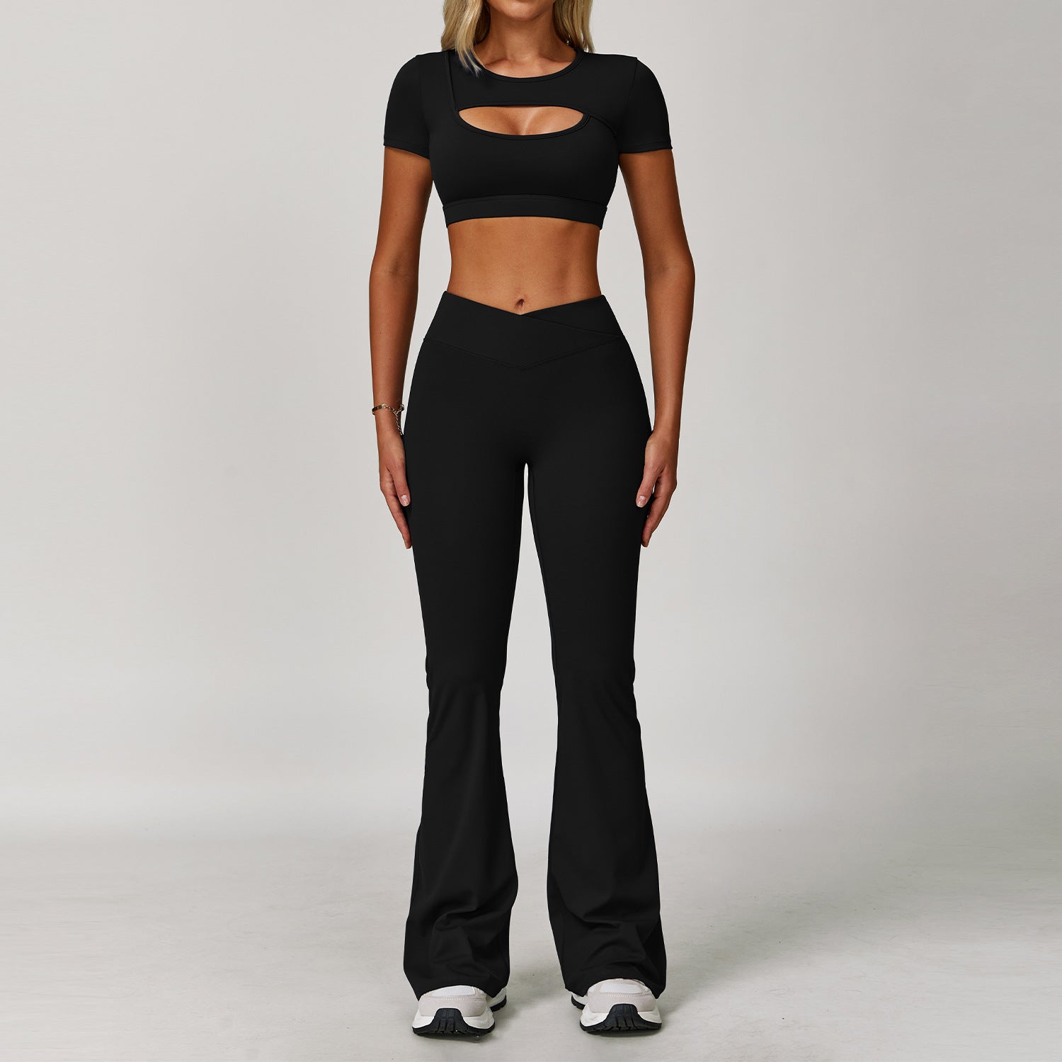 Sculpt Cut-Out Top